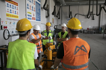 Mersin’de ‘Genç Adım’ projesiyle gençlere yeni fırsatlar